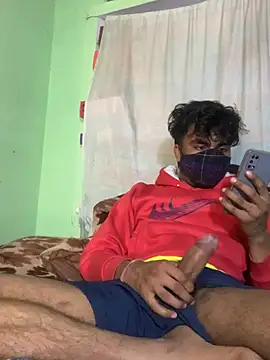 Snapshot of uniquesexyboy5689 chatting on 19, 2, 2026 uniquesexyboy5689 online show from 19, 2, 2026