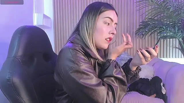 Jenny Wolridge  online show from 12, 11, 2025