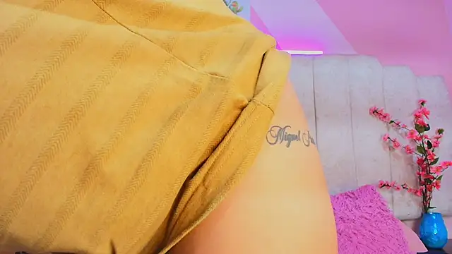 Snapshot of Emma_Carteer chatting on 13, 9, 2025 Emma Carteer online show from 13, 9, 2025