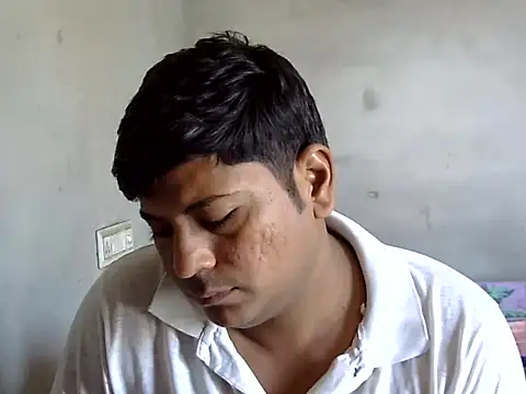 Snapshot of Ajmersingh335512 chatting on 5, 10, 2025 Ajmersingh335512 online show from 5, 10, 2025