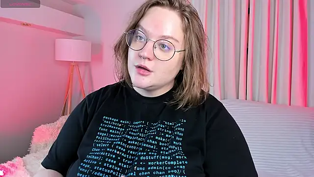 Snapshot of Alissa_S chatting on 2, 11, 2025 Alissa S online show from 2, 11, 2025