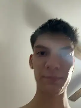 Snapshot of Luck__090 chatting on 23, 9, 2025 Luck 090 online show from 23, 9, 2025