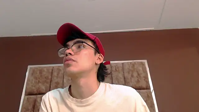 Snapshot of JoeCollins_ chatting on 25, 9, 2025 JoeCollins online show from 25, 9, 2025