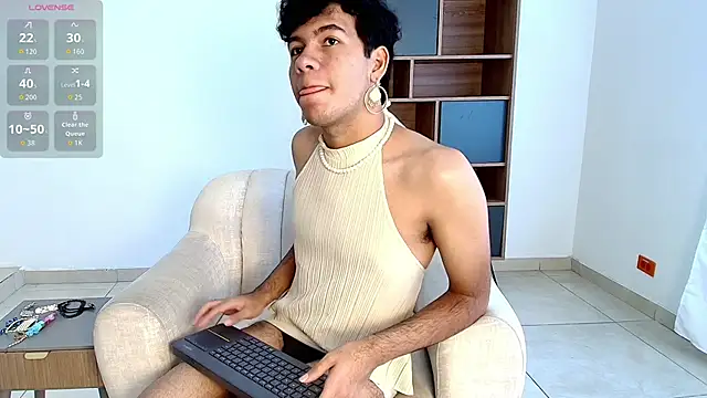 Snapshot of E_R_O_S_ chatting on 6, 11, 2025 E R O S online show from 6, 11, 2025