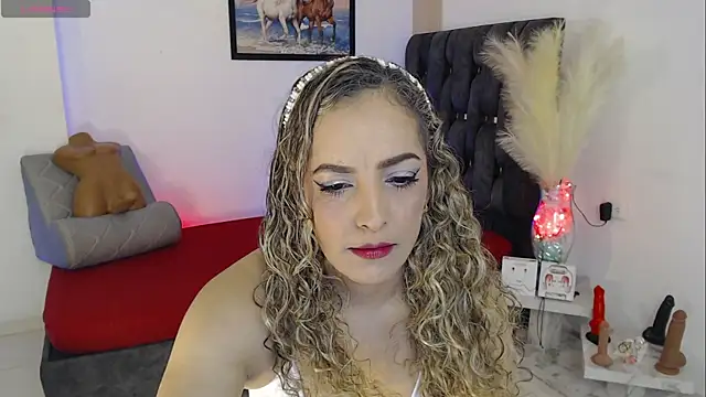 Snapshot of miyu_charlotte chatting on 13, 6, 2026 miyu charlotte online show from 13, 6, 2026