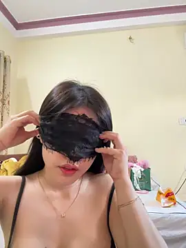 Snapshot of ZinzinLy chatting on 15, 1, 2026 ZinzinLy online show from 15, 1, 2026