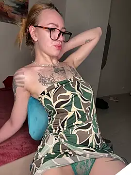 Snapshot of Amore_Mia_ chatting on 25, 7, 2026 Amore Mia online show from 25, 7, 2026