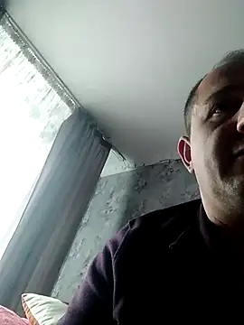 Snapshot of zurab39 chatting on 25, 10, 2025 zurab39 online show from 25, 10, 2025