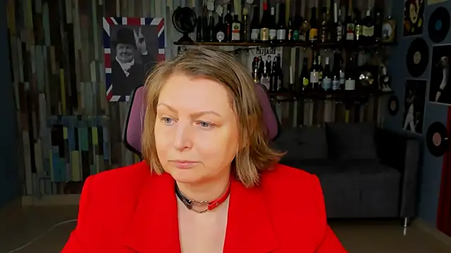 TiffanyBrauny online show from 13, 9, 2025