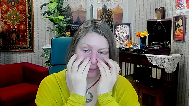 TiffanyBrauny online show from 14, 10, 2025