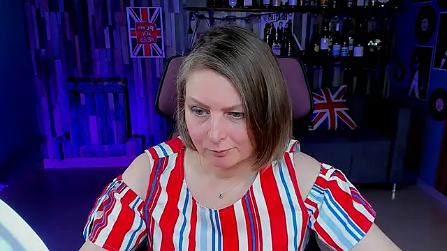 TiffanyBrauny online show from 15, 10, 2025