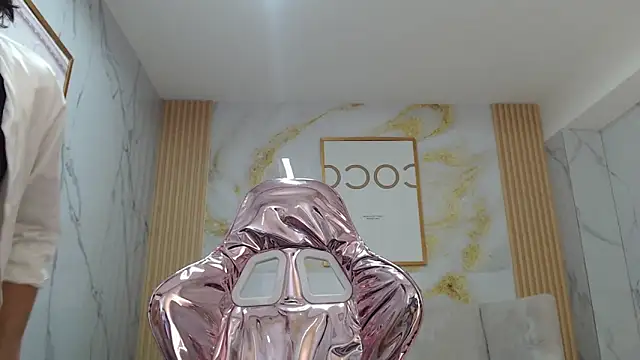 Snapshot of sara_lopez_s chatting on 22, 9, 2025 sara lopez s online show from 22, 9, 2025