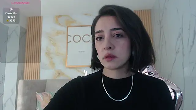 Snapshot of sara_lopez_s chatting on 24, 10, 2025 sara lopez s online show from 24, 10, 2025