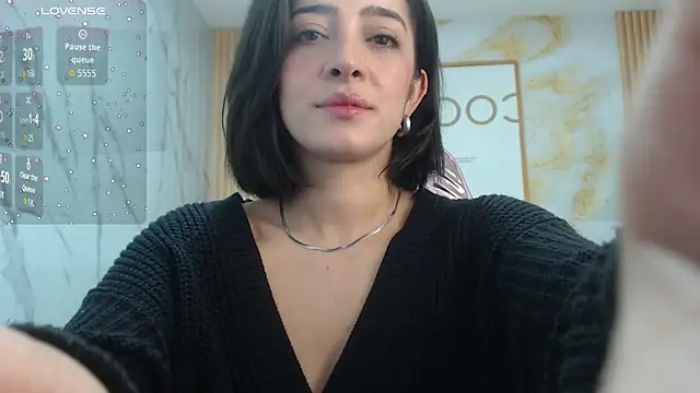 Snapshot of sara_lopez_s chatting on 29, 11, 2025 sara lopez s online show from 29, 11, 2025