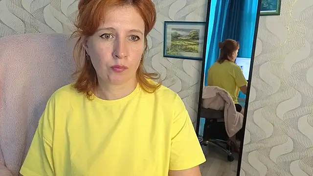 Snapshot of Elannaria chatting on 9, 9, 2025 Elannaria online show from 9, 9, 2025