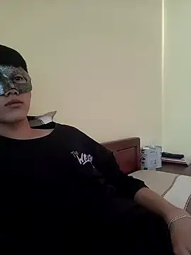 Snapshot of thienlong05 chatting on 12, 9, 2025 thienlong05 online show from 12, 9, 2025