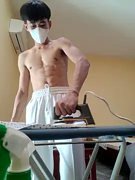 Snapshot of thienlong05 chatting on 4, 11, 2025 thienlong05 online show from 4, 11, 2025