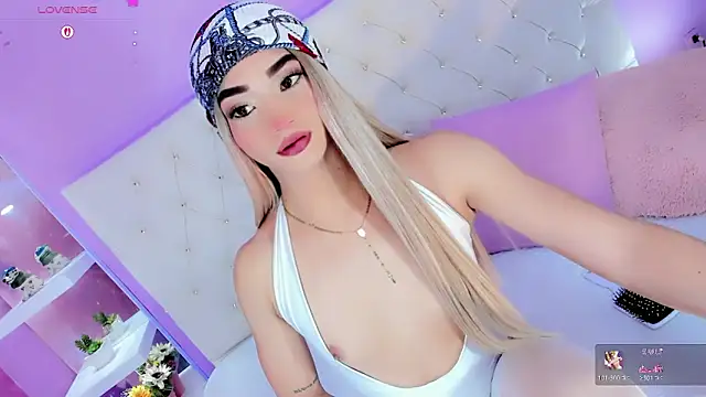Snapshot of Nauthy_girl chatting on 12, 5, 2026 Nauthy girl online show from 12, 5, 2026