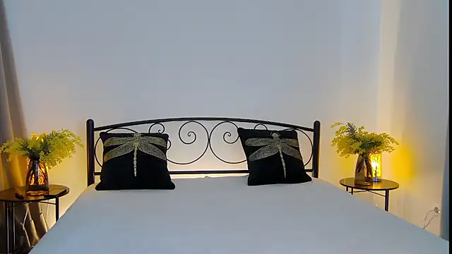 KumiKruz online show from 9, 9, 2025