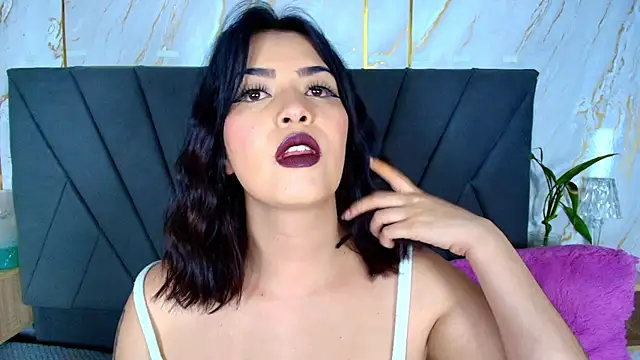 chloe Laurent1 online show from 4, 10, 2025
