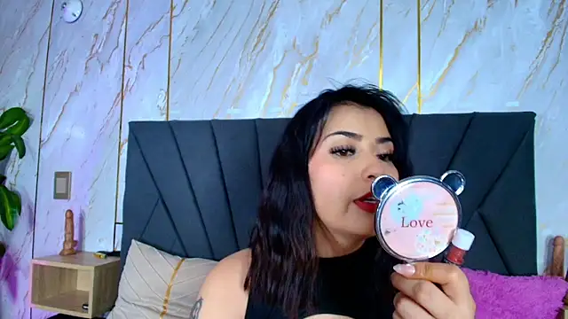 chloe Laurent1 online show from 5, 10, 2025
