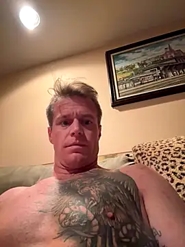 Snapshot of DILFiGuess11 chatting on 4, 11, 2025 DILFiGuess11 online show from 4, 11, 2025