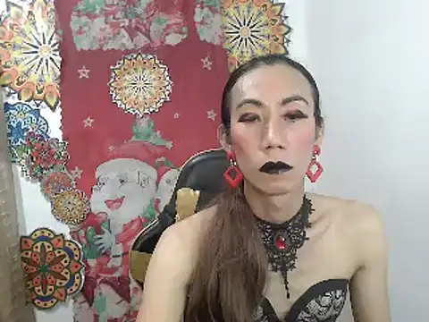 Snapshot of xx9inchesCOCKxx chatting on 28, 11, 2025 xx9inchesCOCKxx online show from 28, 11, 2025