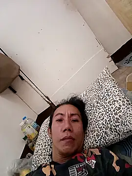 Snapshot of xx9inchesCOCKxx chatting on 4, 12, 2025 xx9inchesCOCKxx online show from 4, 12, 2025