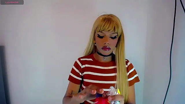 TheBlackwidows online show from 15, 9, 2025