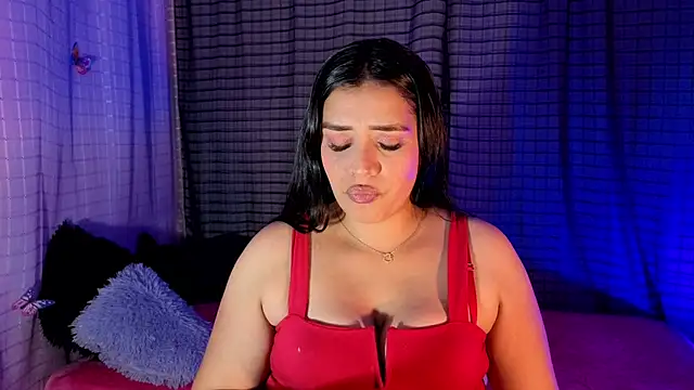 Snapshot of Kayleemorales chatting on 25, 10, 2025 Kayleemorales online show from 25, 10, 2025