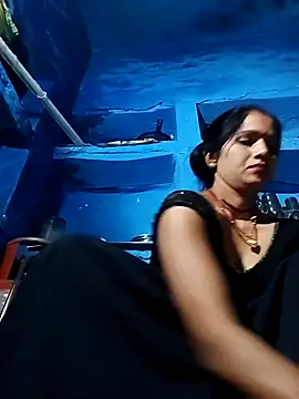 Jooli xx online show from 27, 9, 2025