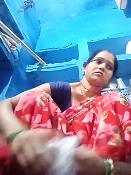 Jooli xx online show from 3, 4, 2026