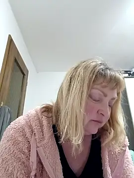 LiluLiluLilu online show from 19, 3, 2026