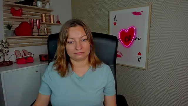 Snapshot of angelaSamt chatting on 7, 7, 2026 angelaSamt online show from 7, 7, 2026