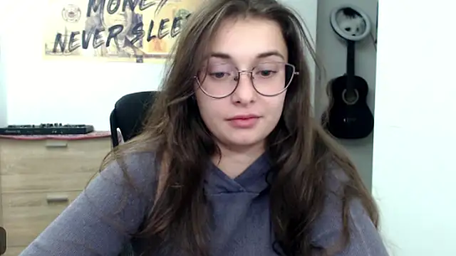 HotAnna2004 online show from 27, 9, 2025