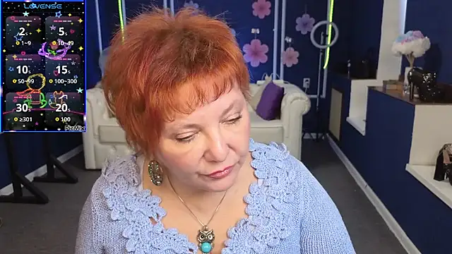 Kira Kenett online show from 2, 10, 2025