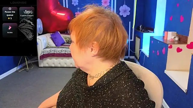 Kira Kenett online show from 26, 3, 2026