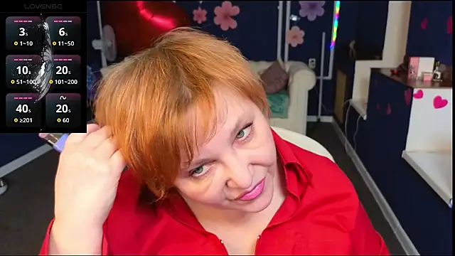 Kira Kenett online show from 6, 4, 2026