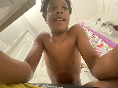 Snapshot of dmmeformerch chatting on 24, 2, 2026 dmmeformerch online show from 24, 2, 2026