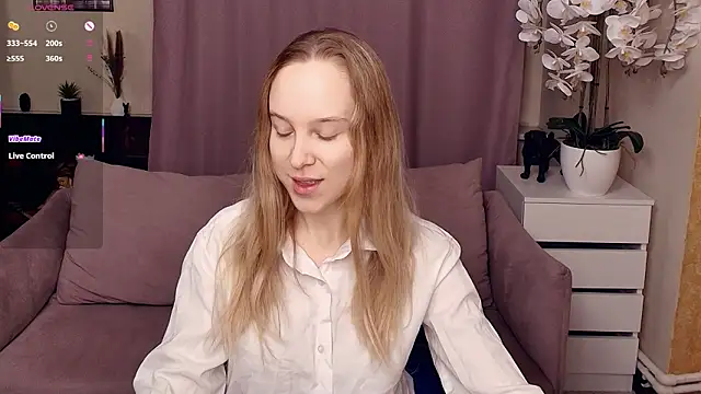 SoonMoor online show from 5, 2, 2026