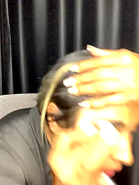 Snapshot of Berta_arevalo_blsd chatting on 25, 11, 2025 Berta arevalo blsd online show from 25, 11, 2025