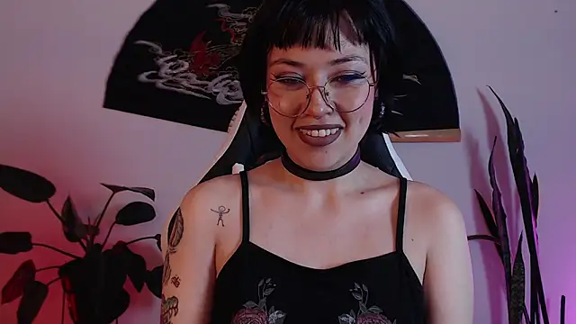 Ellyuwuw online show from 13, 2, 2026