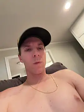 Snapshot of Badstepson33 chatting on 6, 6, 2026 Badstepson33 online show from 6, 6, 2026