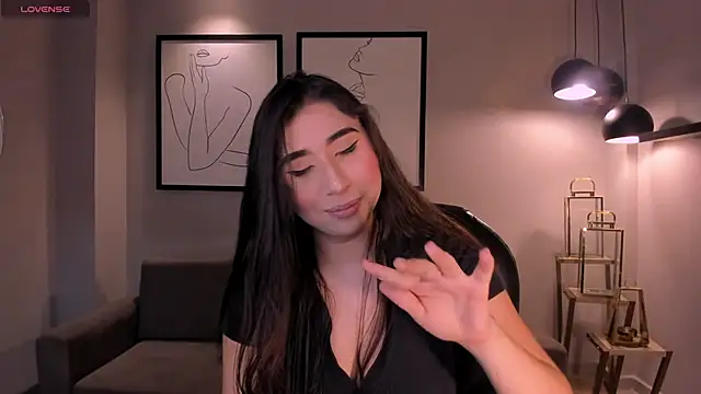 MayaMoretti  online show from 20, 12, 2025