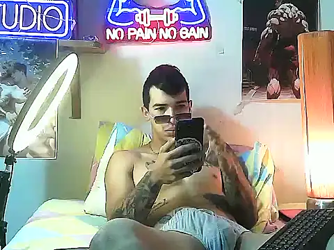 Strongcockfitness online show from 21, 10, 2025