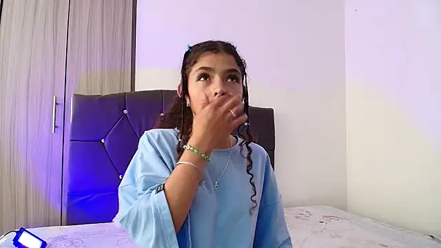 Ruby Whispers online show from 13, 9, 2025