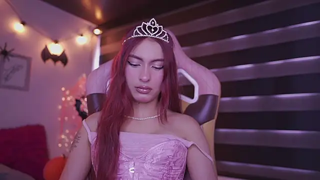 Rebecah 1 online show from 29, 10, 2025