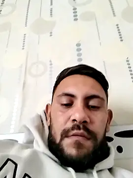 Snapshot of couplebest1 chatting on 12, 9, 2025 couplebest1 online show from 12, 9, 2025