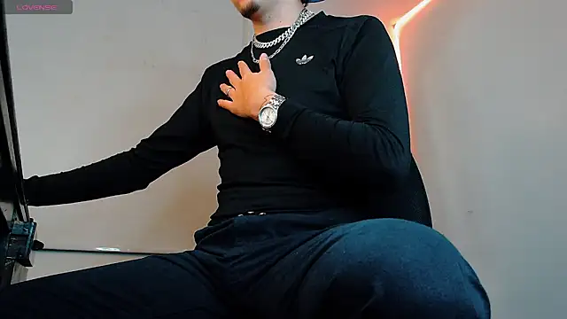 liamty luxor online show from 7, 2, 2026