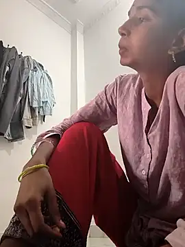 Snapshot of Hot-Soniya2 chatting on 5, 10, 2025 Hot-Soniya2 online show from 5, 10, 2025